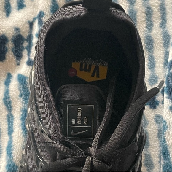 •NWOT• NIKE AIR VAPORMAX PLUS Black Nike Sneakers Shoes •FREE SHIPPING• - Picture 16 of 16